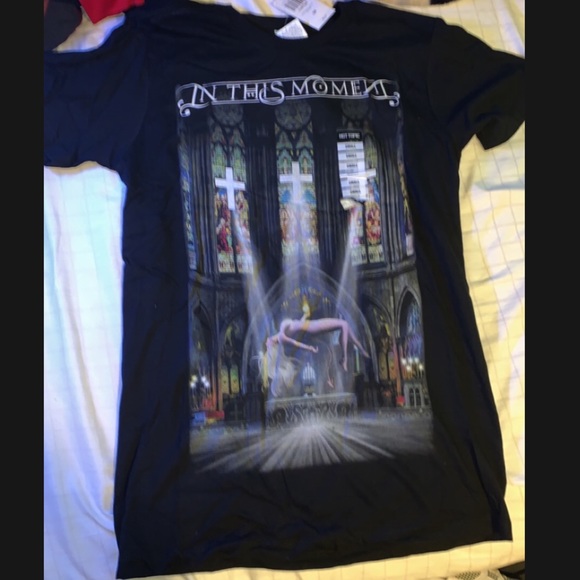 in this moment tee - Picture 1 of 1